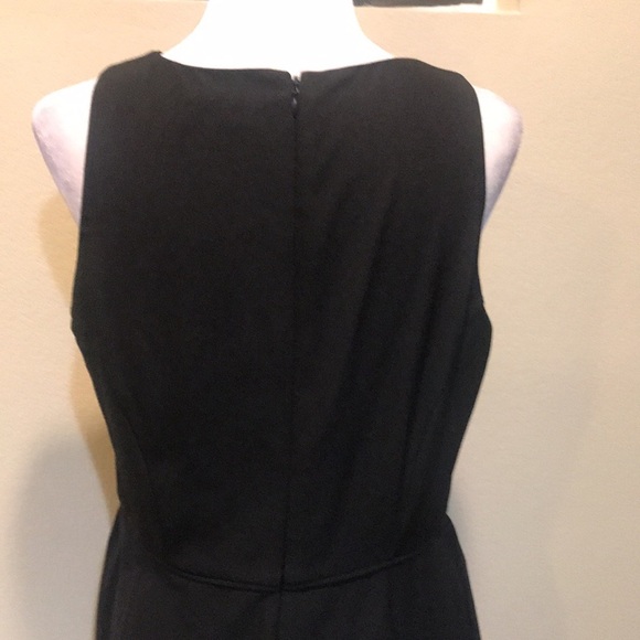 Tahari Arthur S Levine Laser Cut Fit & Flare Lined Midi Dress w/Pockets-12 - Picture 7 of 13